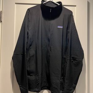 NWT Mens Patagonia R1 TechFace jacket